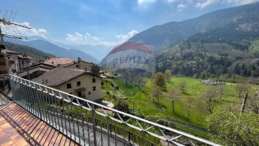 Foto Appartamento a Lozio Villa di 70 m² con 3 locali in vendita