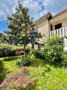 Foto Villa a schiera in Strada Provinciale, San Massimo di 45 m² in vendita