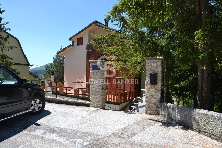 Foto Appartamento in VIA GABRIELE D'ANNUNZIO, Rivisondoli in vendita
