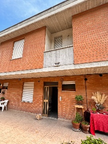 Foto Villa a schiera in Borgo Guglielmo Oberdan, Monte Vidon Corrado Centro