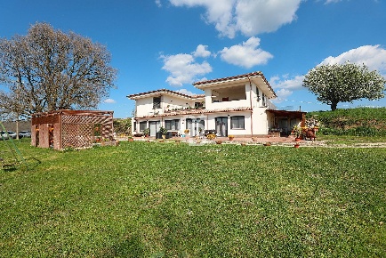 Foto Villa singola in Località Monte Merlo, Barbarano Romano in vendita