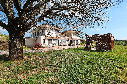 Foto Villa singola in Località Monte Merlo, Barbarano Romano Centro