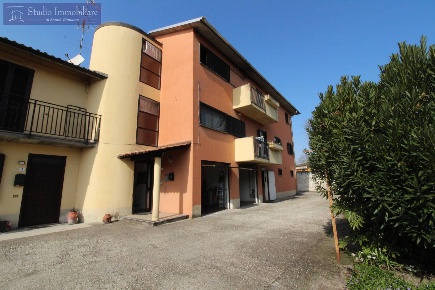 Foto Appartamento in Via Prevostina, Bastida Pancarana di 93 m² in vendita