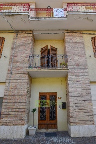 Foto Appartamento a Montelparo di 150 m² con 9 locali in vendita
