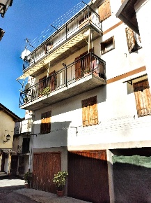 Foto Appartamento in Via Umberto I, Cosio d'Arroscia di 45 m² con 2 locali