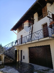 Foto Appartamento in Via Vicolo Dell'Orto, Cassano Valcuvia di 130 m²