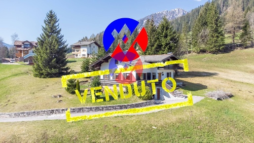 Foto Villa singola in Strada de Palua, Soraga di Fassa di 260 m² in vendita
