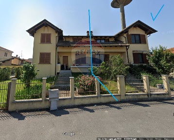 Foto Villa bifamiliare in Via Begamaschi, Casalbeltrame di 217 m²