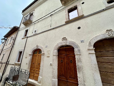 Foto Appartamento in Via Vittorio Veneto, Carapelle Calvisio in vendita