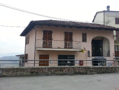 Foto Appartamento in PIAZZA VITTORIO EMANUELE II, Tonco Centro di 60 m²