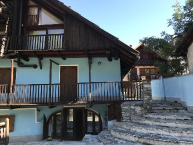 Foto Appartamento in via Principale, Sauze di Cesana Centro di 75 m²