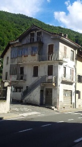 Foto Villa unifamiliare a Chiomonte Centro di 140 m² in vendita