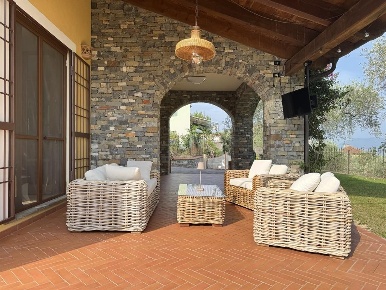 Foto Villa unifamiliare in Via Case soprane, Casanova Lerrone di 200 m²