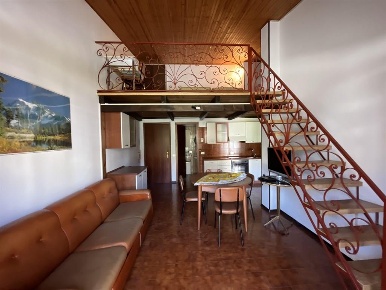 Foto Appartamento a Roburent San Giacomo di 60 m² con 4 locali in vendita