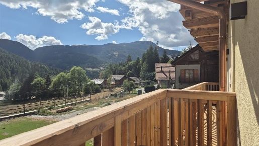 Foto Appartamento in Bousson, Cesana Torinese Bousson di 75 m² con 3 locali