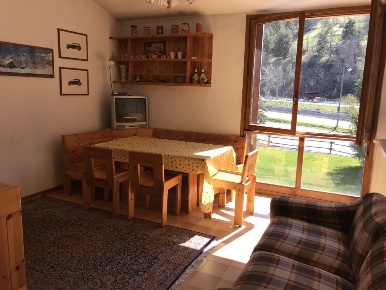 Foto Appartamento in Via IV Novembre, Cesana Torinese Centro di 45 m²