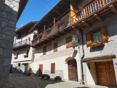 Foto Appartamento in Via Alliaud, Cesana Torinese Centro di 60 m²