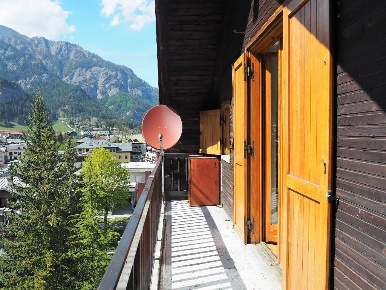 Foto Appartamento in Via Pinerolo, Cesana Torinese Centro di 75 m²