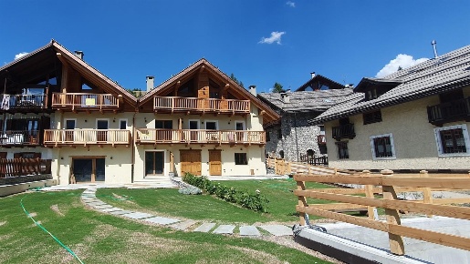 Foto Appartamento in Bousson, Cesana Torinese Bousson di 100 m² in vendita