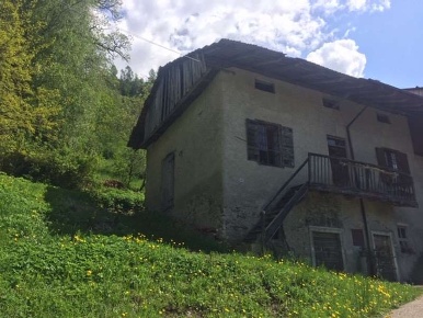 Foto Appartamento in Maso molinari, Frassilongo di 80 m² con 3 locali
