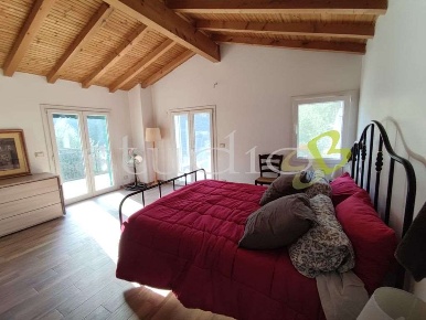 Foto Villa unifamiliare in Strada Dormiello snc, Seborga di 110 m²