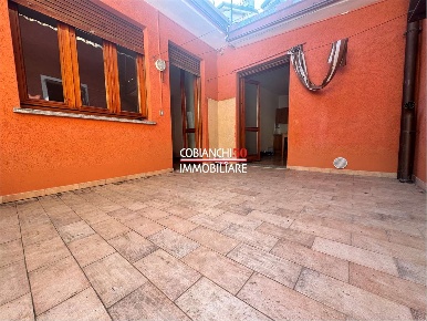 Foto Appartamento in piazzale Italia, Oggebbio Gonte di 90 m² con 3 locali