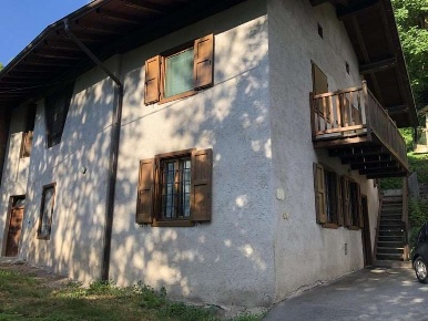Foto Appartamento in maso holzeri, Frassilongo di 160 m² con 6 locali