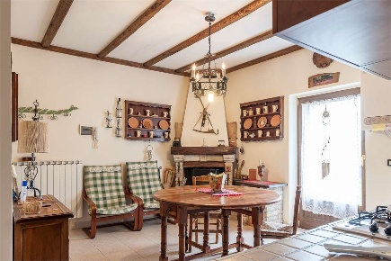 Foto Appartamento a Scontrone di 67 m² con 4 locali in vendita