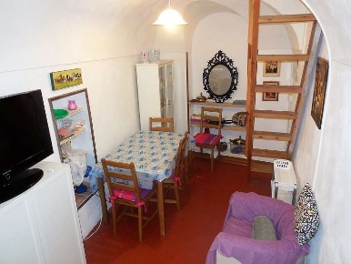Foto Appartamento a Seborga di 50 m² con 3 locali in vendita