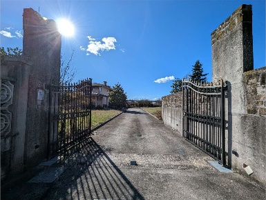 Foto Villa unifamiliare in Via Cristinizza Snc, Moraro di 240 m² in vendita