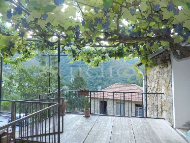 Foto Appartamento in Strada per Negi, Seborga di 50 m² con 3 locali