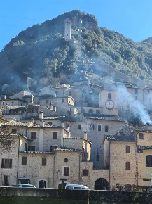 Foto Appartamento a Scheggino di 70 m² con 3 locali in vendita