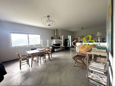 Foto Villa unifamiliare in Strada della Villa snc, Seborga di 187 m²