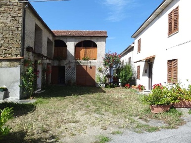 Foto Appartamento in via chiarlone, Piana Crixia Pontevecchio di 360 m²