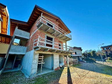 Foto Appartamento in via 25 aprile, Rancio Valcuvia Centro di 75 m²