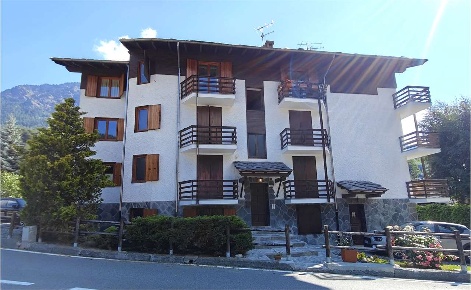 Foto Appartamento in Rue Col de Joux  39, Brusson Centro di 130 m²