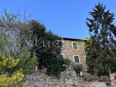 Foto Appartamento in Negi Peverei snc, Seborga di 55 m² con 4 locali