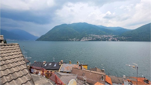 Foto Appartamento in Via Cantoni  2, Brienno di 135 m² con 6 locali