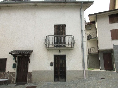 Foto Appartamento in Via S. Omobono, Costa Valle Imagna Centro di 60 m²