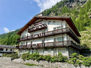 Foto Appartamento in Località Tache 2, Gressoney-La-Trinité Centro di 45 m²