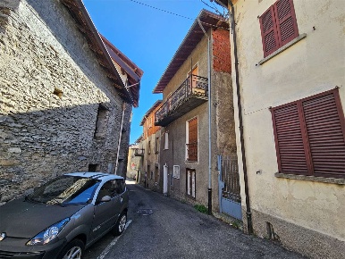Foto Appartamento in Via stella, Blessagno Centro di 115 m² con 3 locali