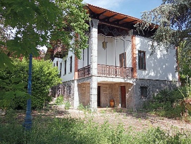 Foto Villa unifamiliare a Pietra Marazzi di 360 m² con 14 locali in vendita