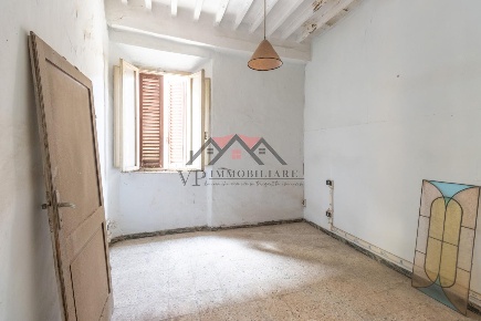 Foto Appartamento a Radicondoli Centro di 77 m² con 4 locali in vendita