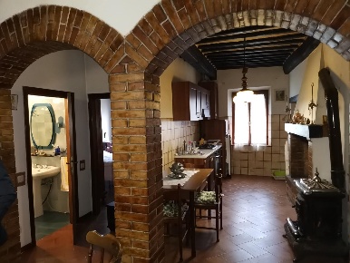 Foto Appartamento a Radicondoli di 90 m² con 4 locali in vendita