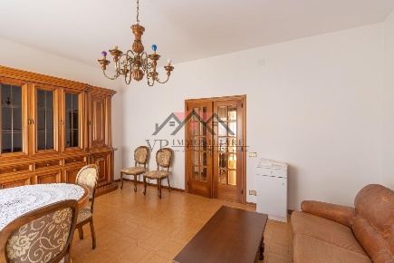 Foto Appartamento a Radicondoli Centro di 108 m² con 4 locali in vendita