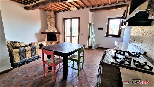 Foto Appartamento a Radicondoli Centro di 80 m² con 3 locali in vendita