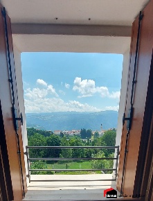 Foto Appartamento a Tonezza del Cimone di 100 m² con 6 locali in vendita