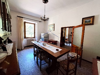 Foto Appartamento a Talla di 72 m² con 4 locali in vendita