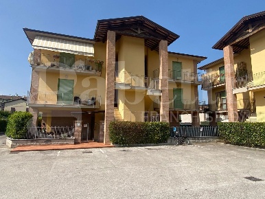 Foto Appartamento in Via EUGUBINA 42, Assisi Palazzo, Petrignano di 70 m²