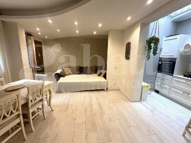 Foto Appartamento in Samuele Cagnazzi, Bari Poggiofranco di 110 m²